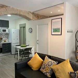 Casa De Piedra Adaptada En Lescala L' Escala
